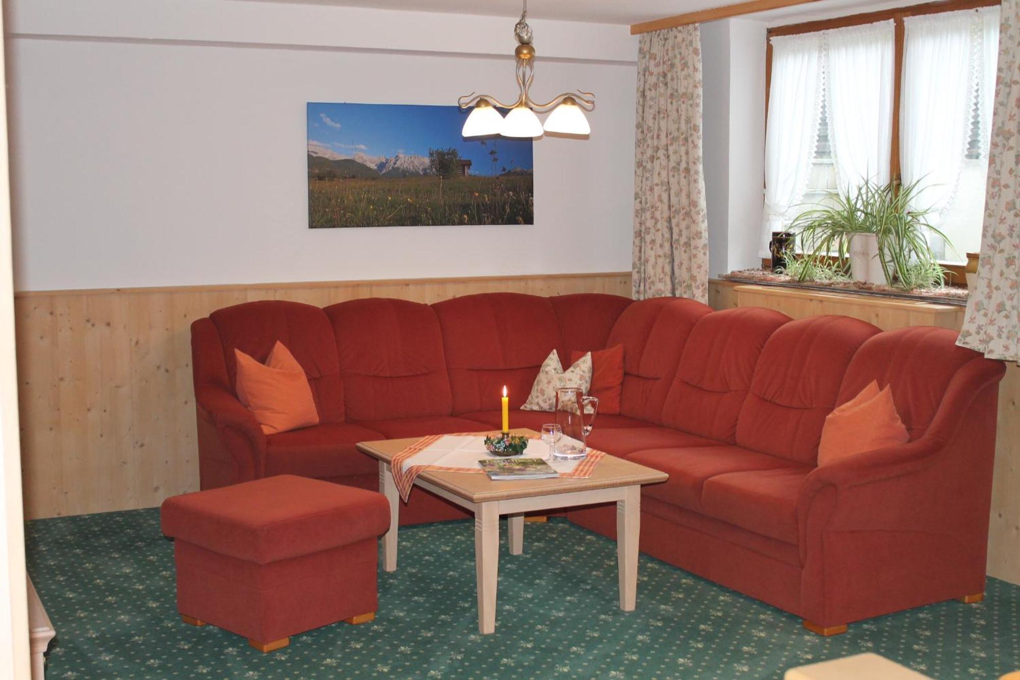 Ferienapartmenthaus Hubertushof Mittenwald Buitenkant foto