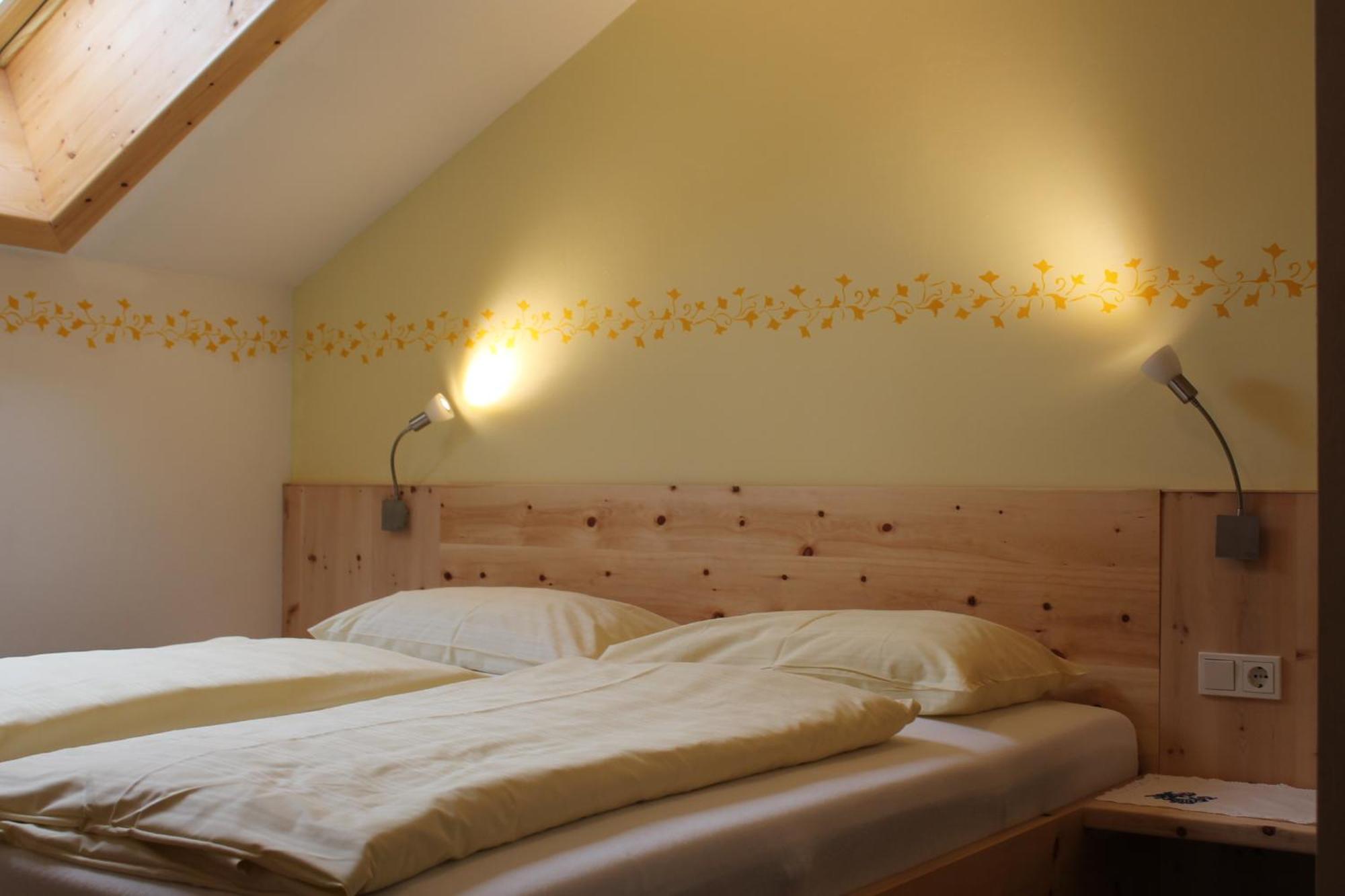 Ferienapartmenthaus Hubertushof Mittenwald Buitenkant foto